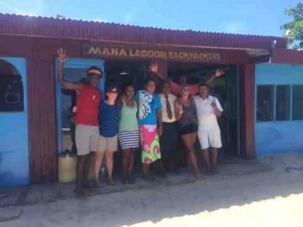 Mana Lagoon Backpackers Villa Dış mekan fotoğraf