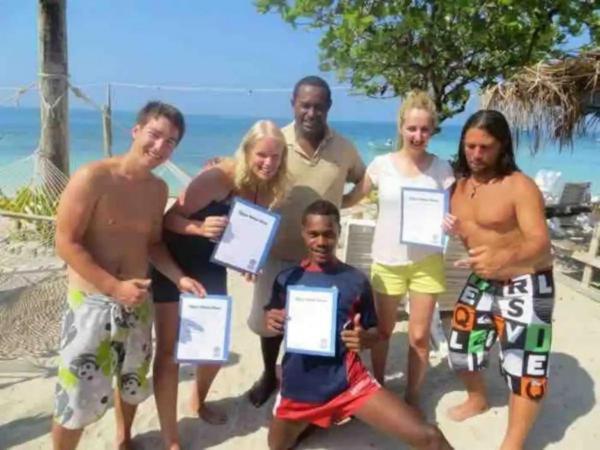 Mana Lagoon Backpackers Villa Dış mekan fotoğraf